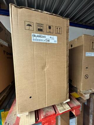 Warmtepomp Monobloc, Daikin, EBLA08E23V3, Wit
